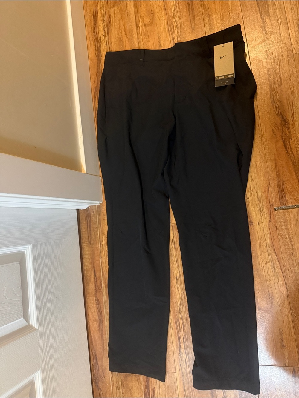Nike Men’s Black Straight-Leg Chinos